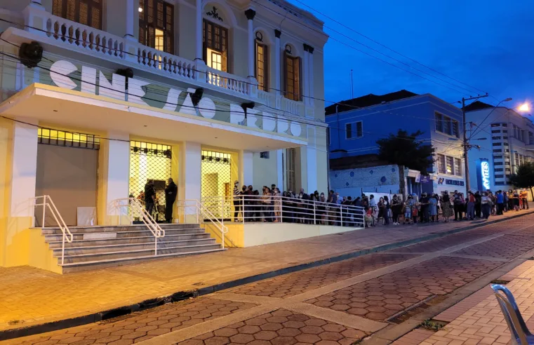 Já estão disponíveis os Ingressos para assistir São Paulo Companhia de Dança no Centro Cultural São Pedro