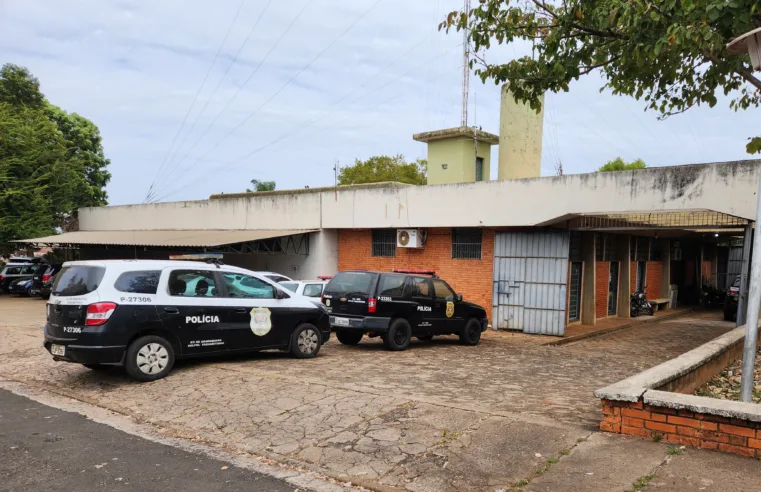 Polícia apreende drogas e prende homem em operações no Jardim São Sebastião e Portal da Serra