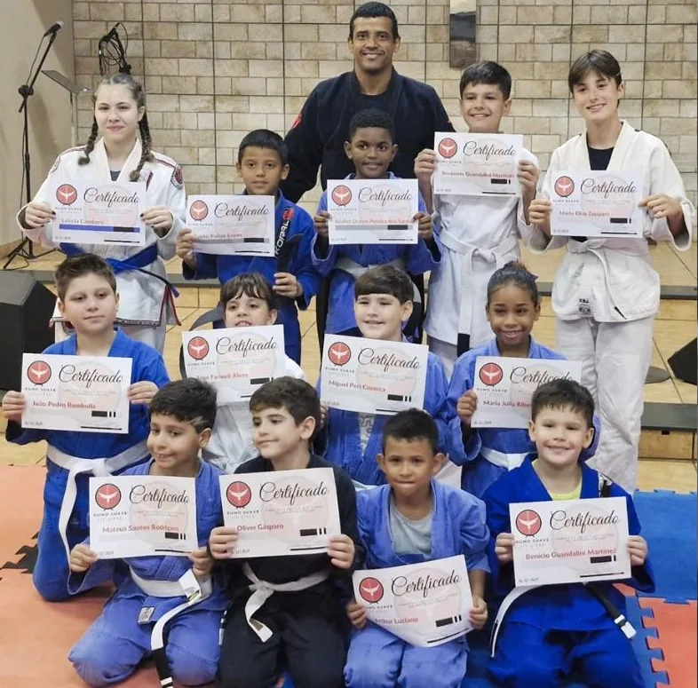 
  Projeto Rumo Suave transforma vidas em Taquaritinga e conquista medalhas no jiu-jítsu