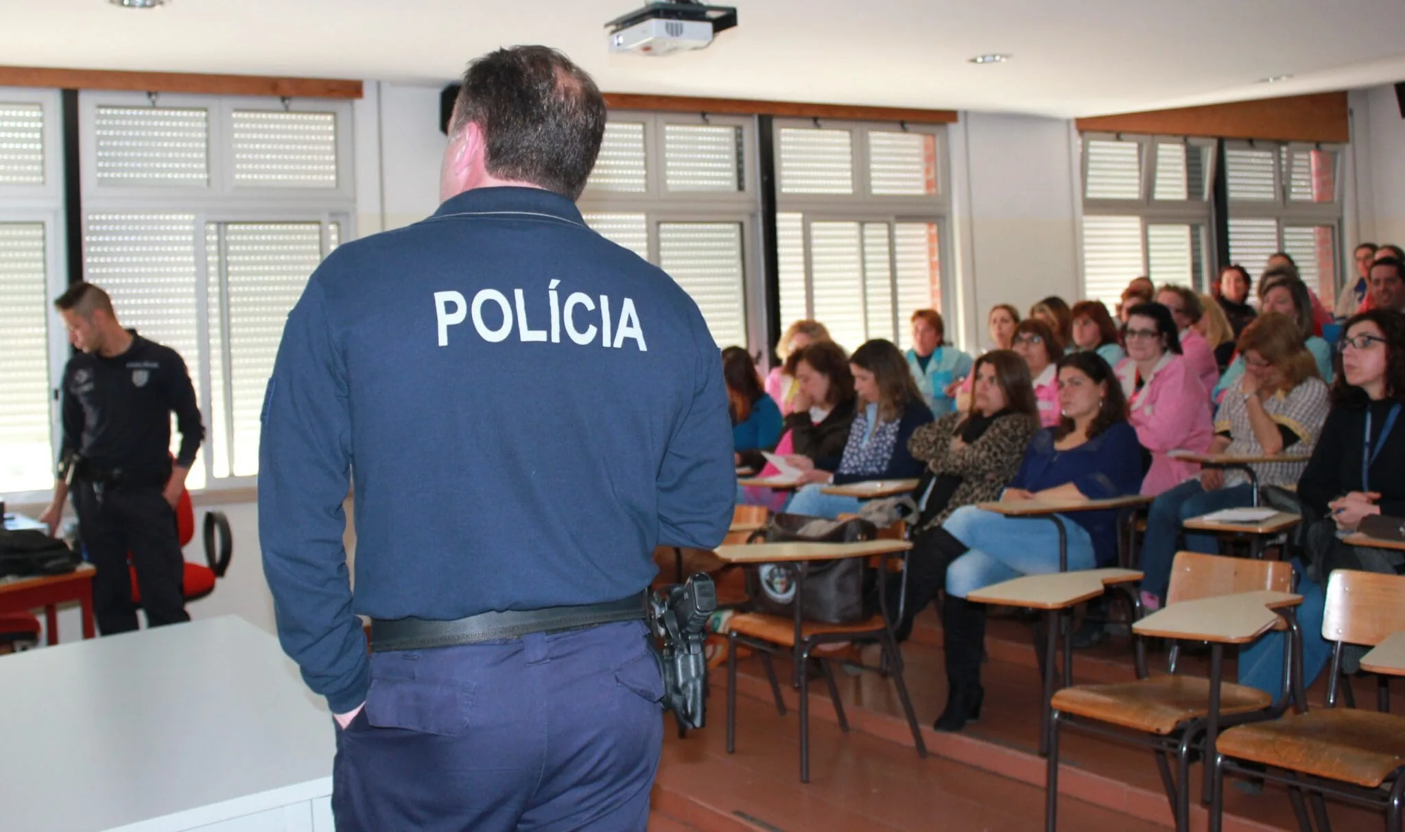 
  Espírito Santo aprova lei que responsabiliza pais por agressões de filhos contra professores