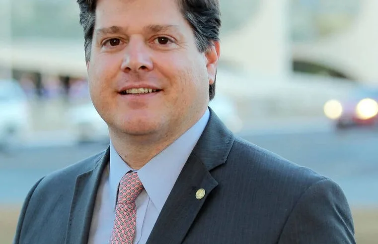 Mais uma do Baleia: deputado garante R$ 100 mil para fortalecer Sociedade São Vicente de Paulo