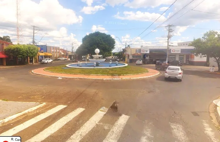 Morador é mordido por cachorro de rua e cobra responsabilidade de “cuidadores” e do Poder Público