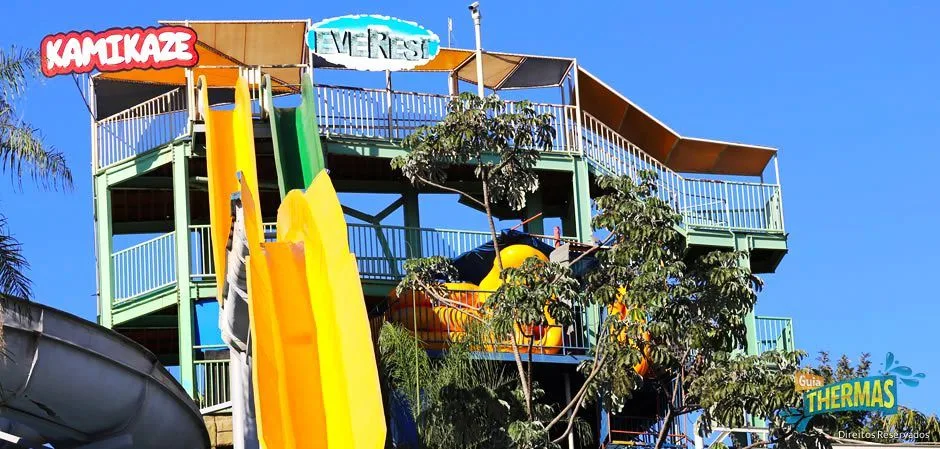 
  Adolescente morre ao cair de brinquedo no parque Thermas dos Laranjais, em Olímpia (SP)