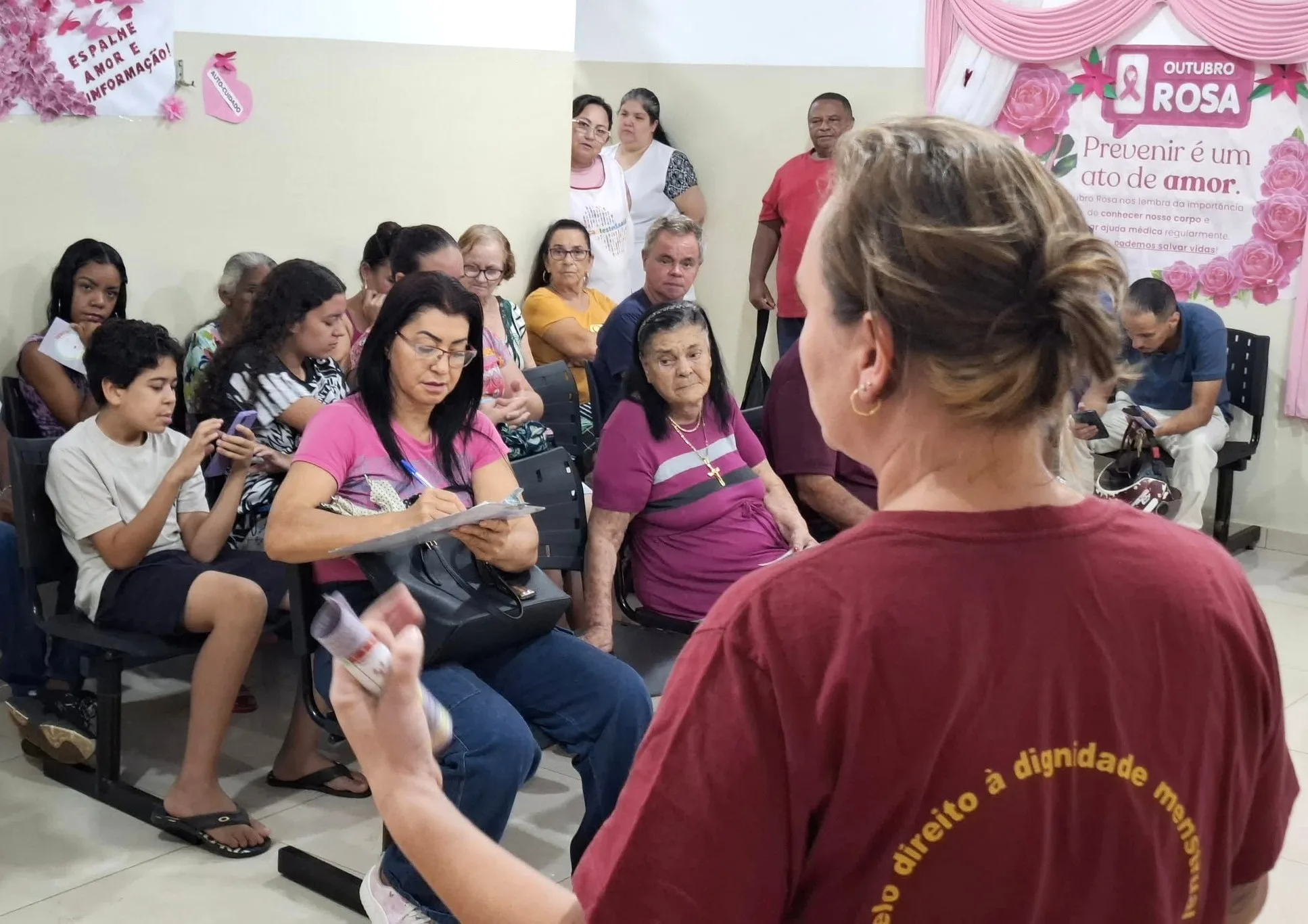 
  Conscientização e dignidade menstrual marcam encerramento do Outubro Rosa na USF Ítalo Curti