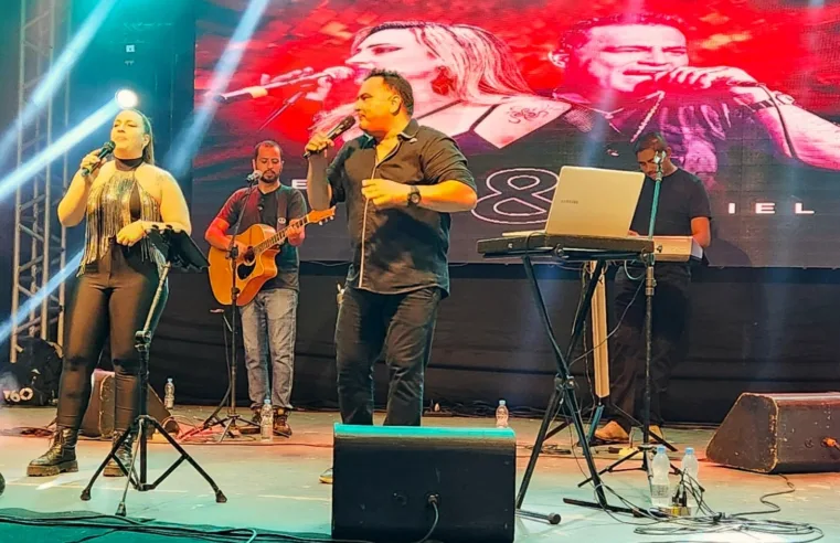 Bereta & Daniel fecham a Festa Quermesse de Nossa Senhora Aparecida com chave de ouro