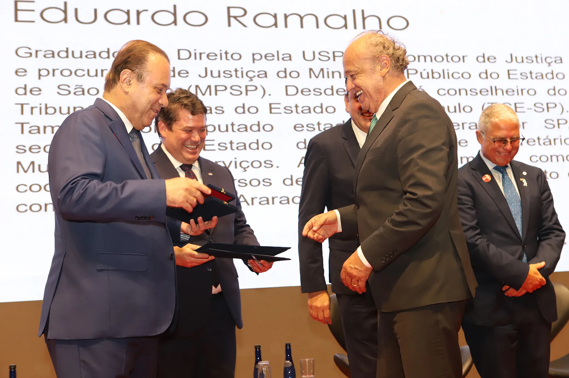 
  Dimas ramalho recebe a Medalha “Walter Leser”, maior honraria da saúde paulista