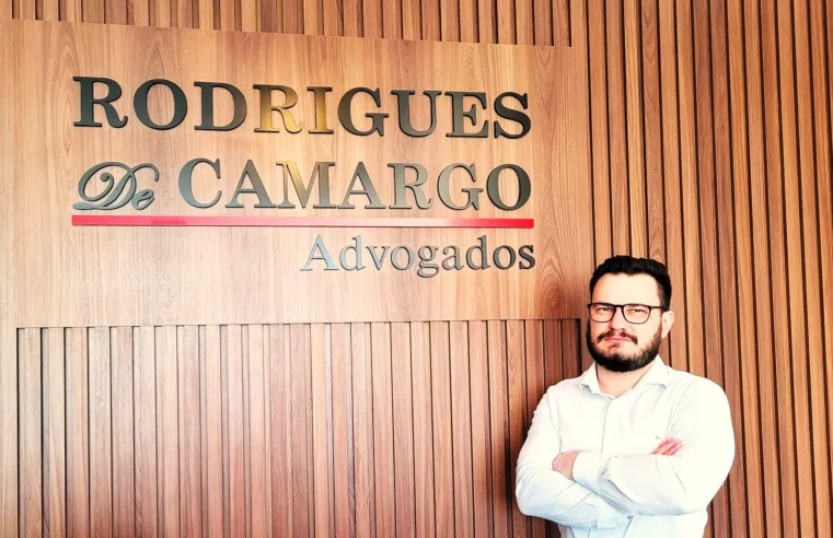 Dr. Renan Muriel Agrião: uma trajetória marcada por dedicação, conhecimento e paixão pelo Direito
