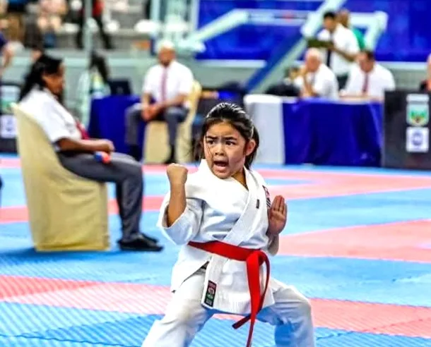 Pequena atleta de Taquaritinga se destaca entre as melhores do Brasil no karatê