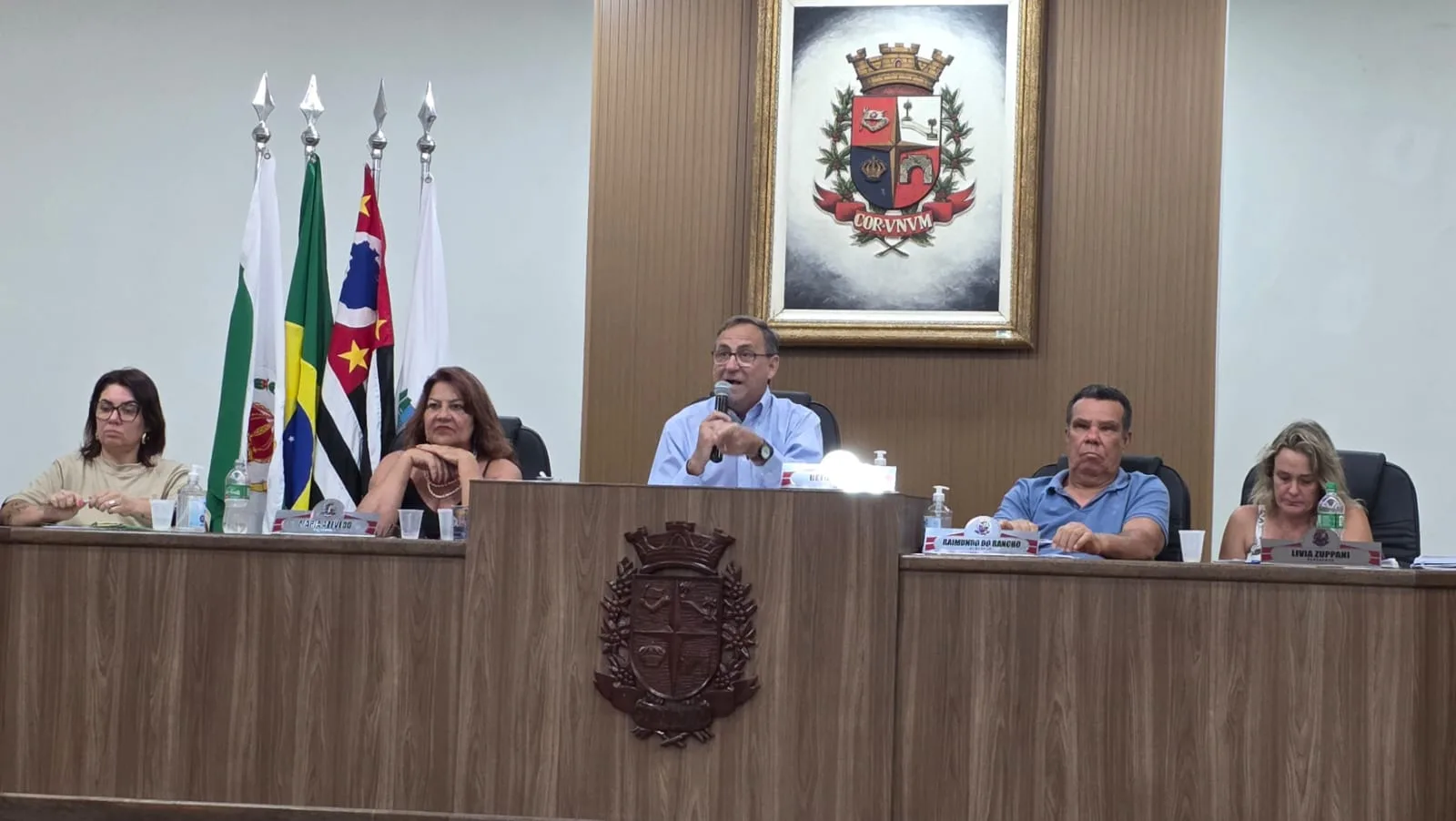 
  Última sessão do ano na Câmara de Taquaritinga destaca falhas em serviços públicos e cobranças ao Executivo