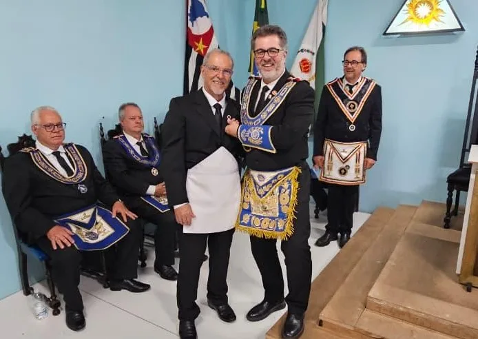 José Maria Modesto ingressa na Maçonaria em Sessão Magna na Augusta e Respeitável Loja Simbólica Phoenix