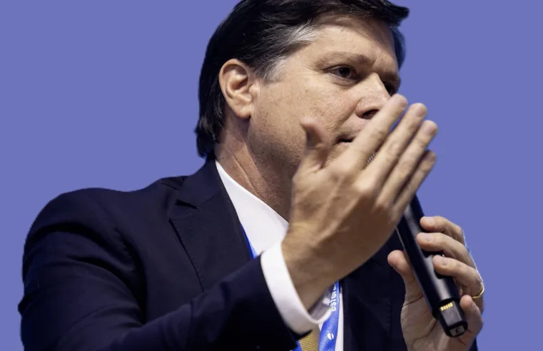 A diferença entre aparecer e permanecer
