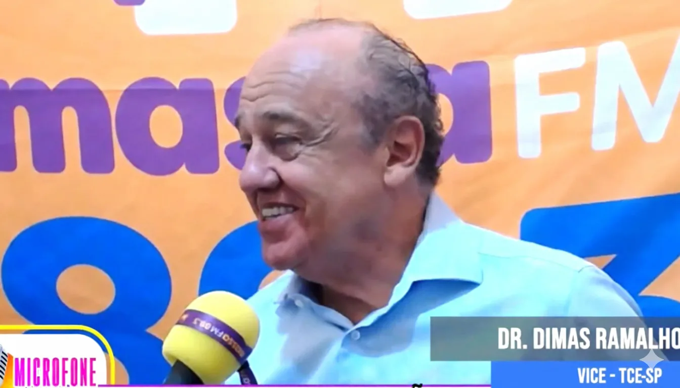 
  Dimas Ramalho defende responsabilidade fiscal e democracia em entrevista ao programa Microfone Aberto