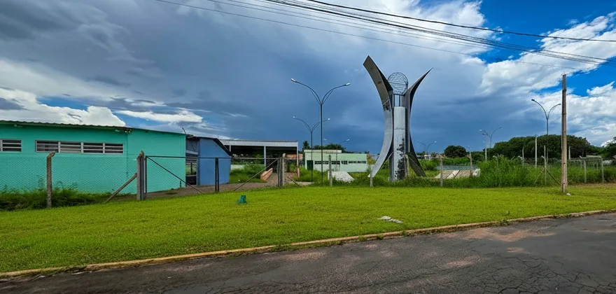 
  Praça da Juventude é polo de esporte, lazer e inclusão social em Taquaritinga