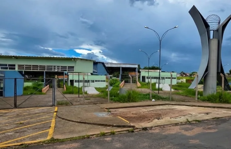 Mirian Ponzio cobra conclusão e melhor aproveitamento da Praça da Juventude