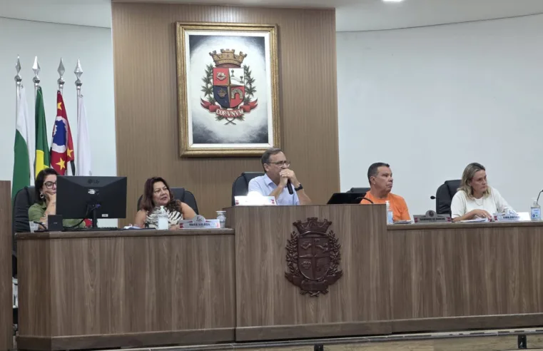 Câmara de Taquaritinga abre 2026 com cobranças, fiscalizações e homenagens