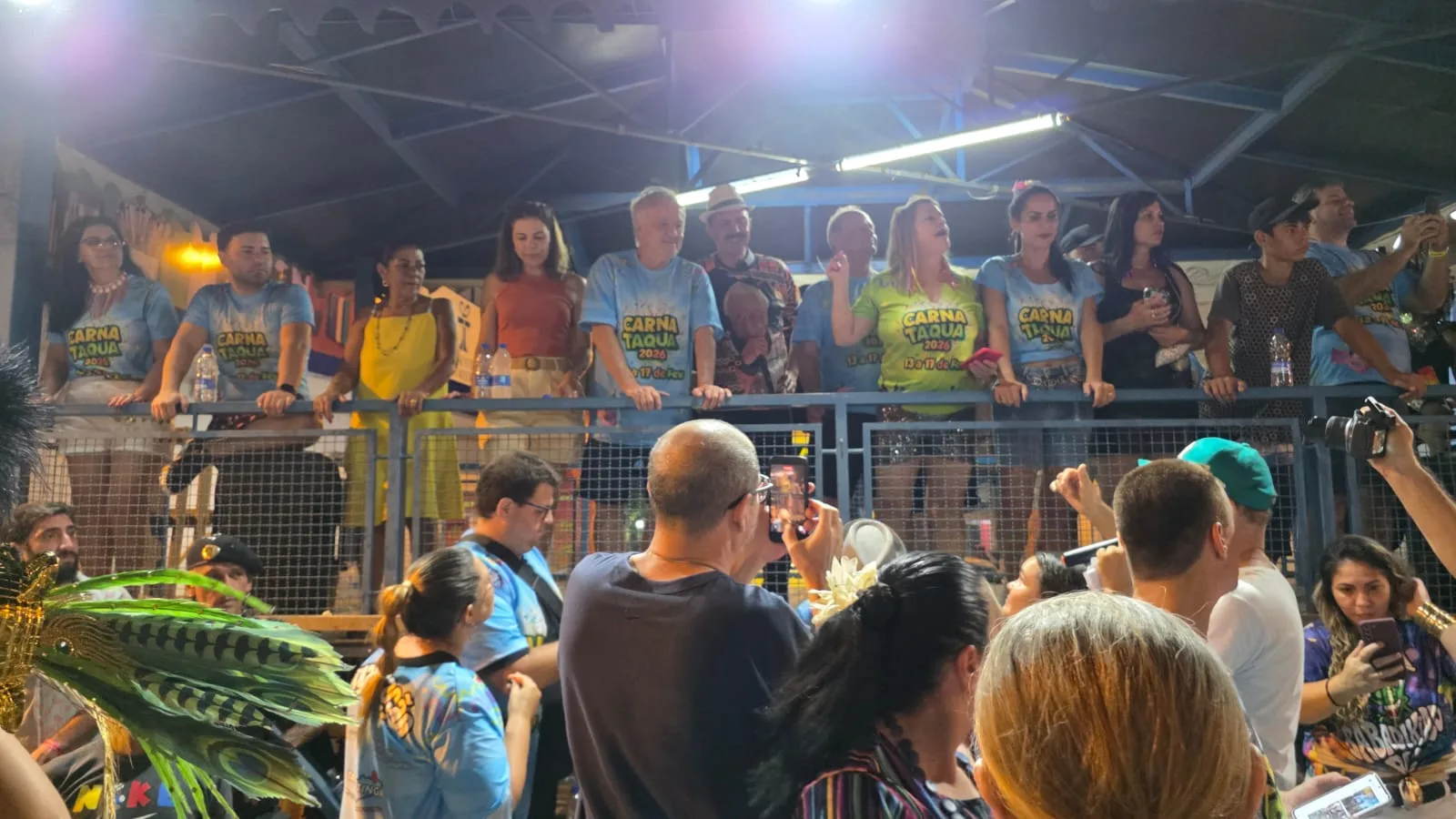
  O samba tomou conta da Prudente de Morais na abertura do desfile