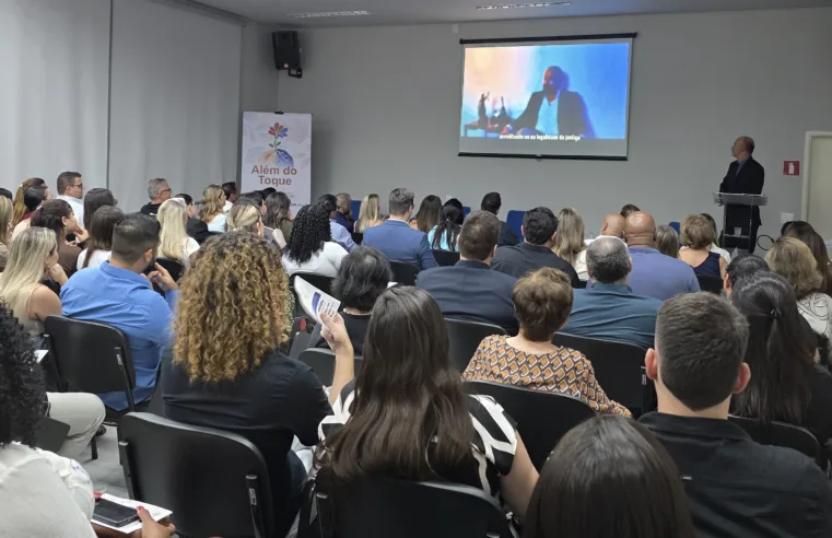 Além do Toque lota o Auditório “Francisco Deolindo Locilento” e mobiliza sociedade no combate à violência contra a mulher