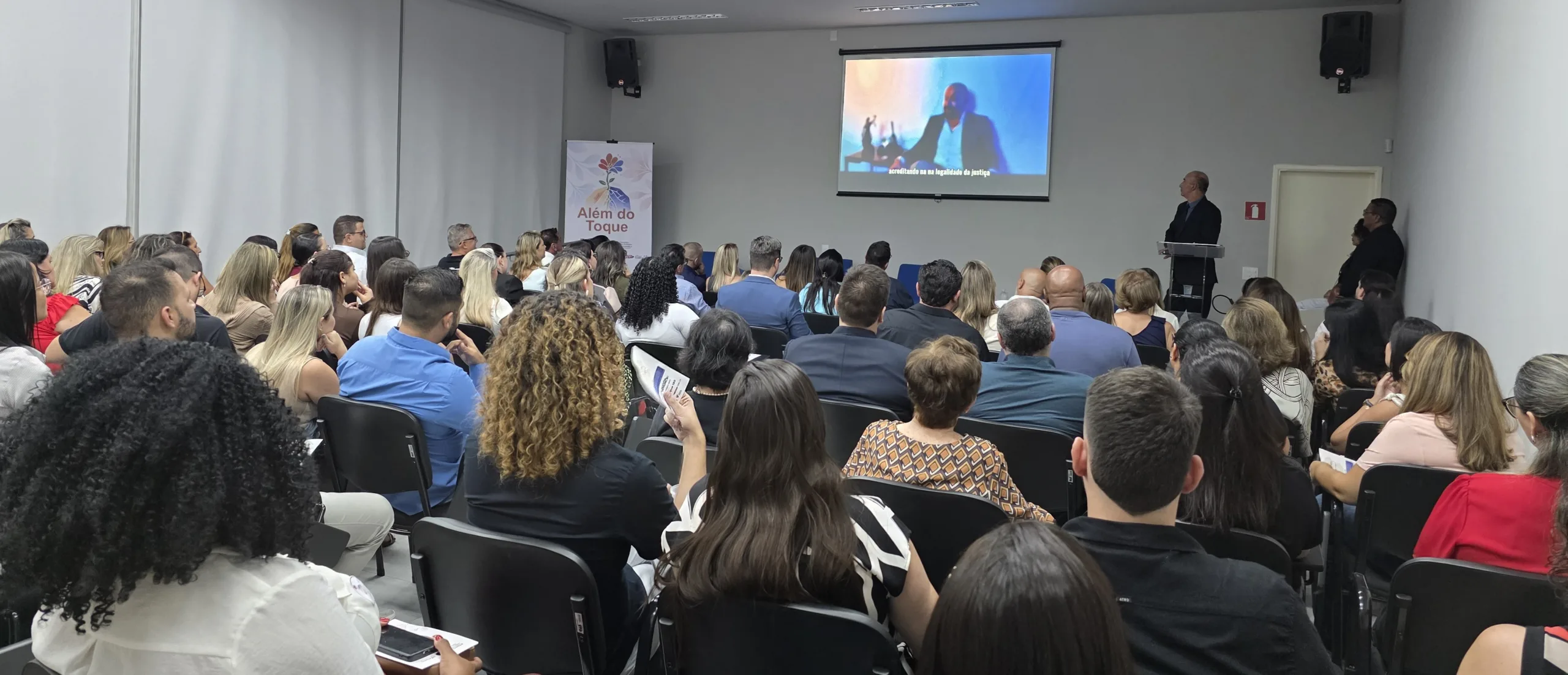 
  Além do Toque lota o Auditório “Francisco Deolindo Locilento” e mobiliza sociedade no combate à violência contra a mulher