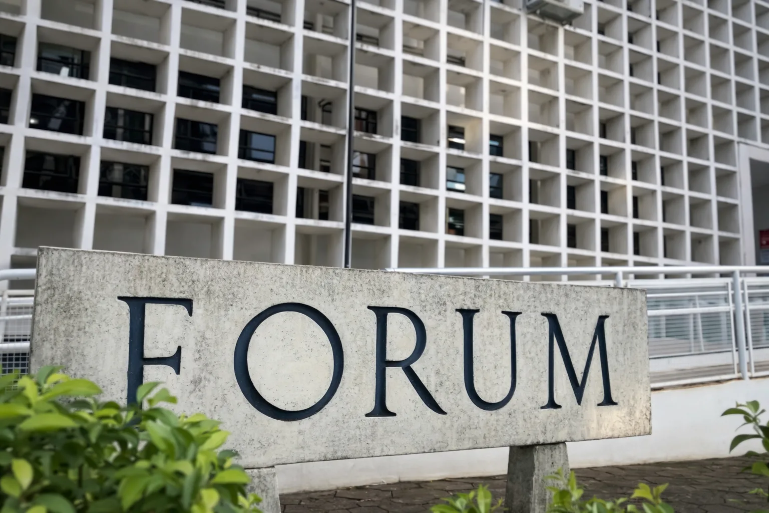 
  Prefeitura terá até 60 dias para regularizar escolas após decisão judicial