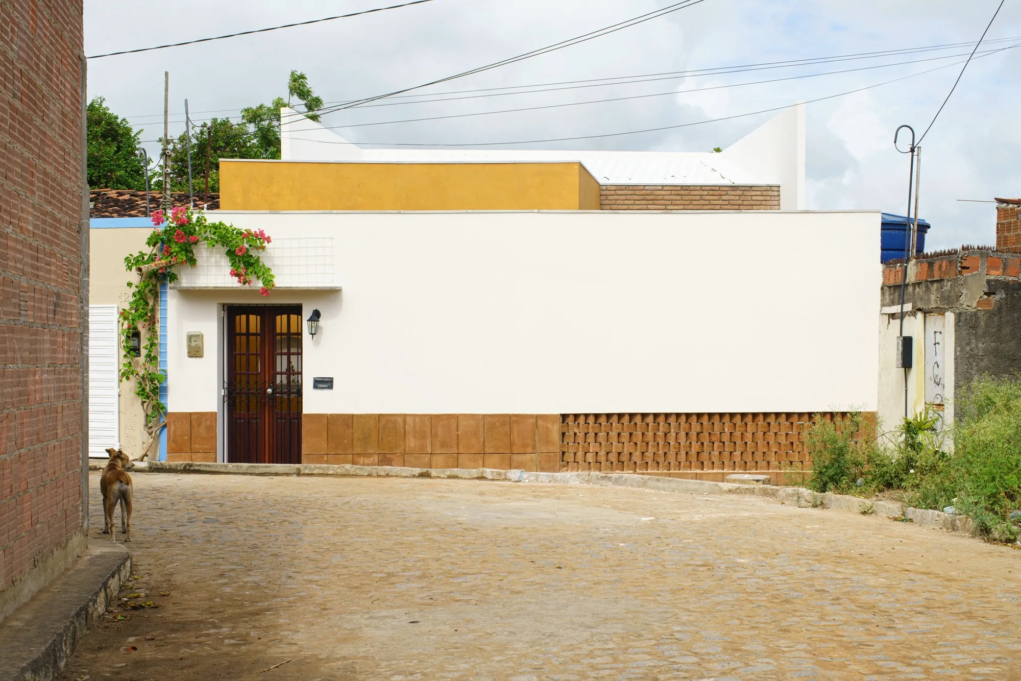 
  Casa simples do Agreste vira destaque mundial