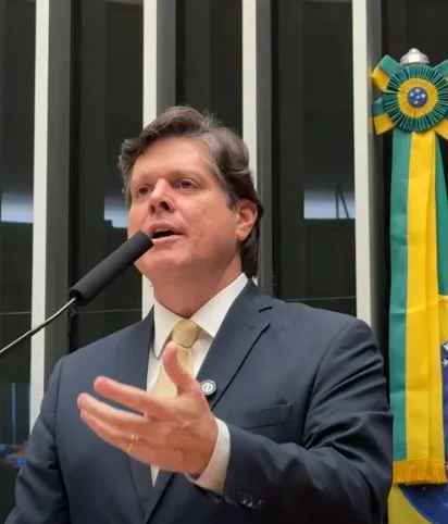 Baleia Rossi reafirma apoio à jornada 5×2 e defende mais tempo para a família