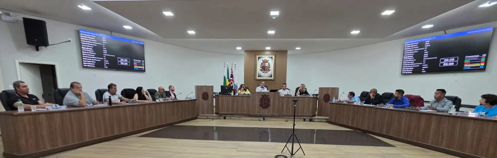 
  Câmara aprova novas regras para suplentes e multa solidária em Taquaritinga