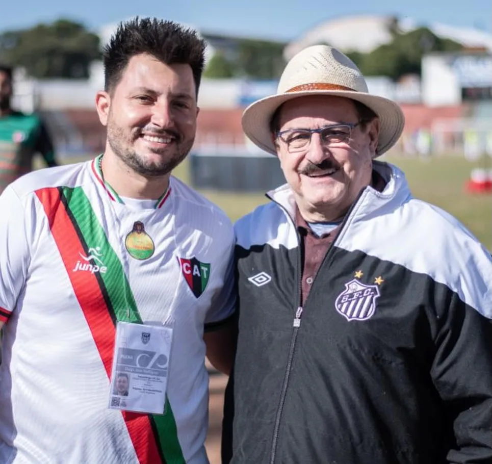 
  Atitude de gratidão de Diego Rodrigues marca despedida do CAT com reconhecimento coletivo