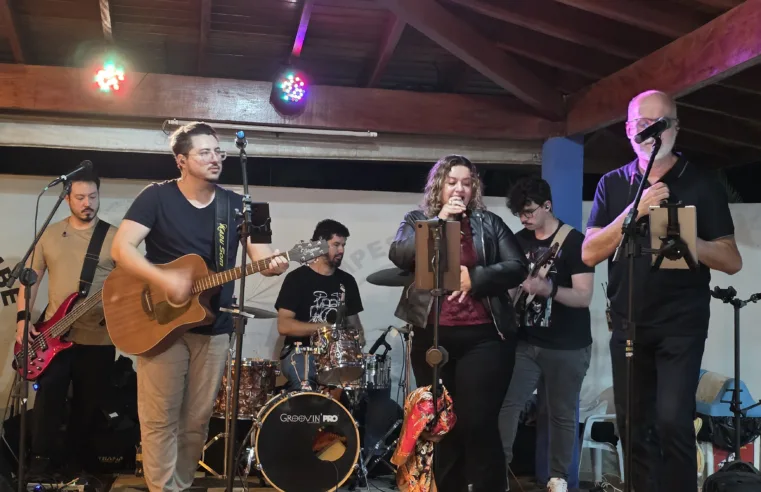 JOTATÊ anima público no Clube Campestre de Monte Alto com show contagiante