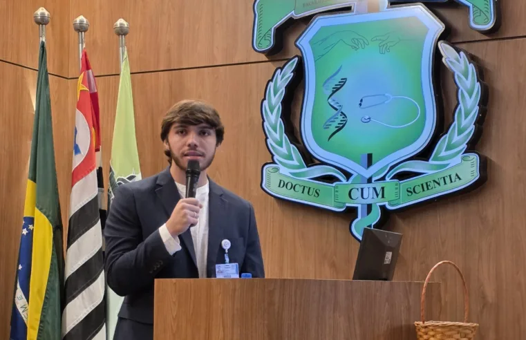 Juan Gongora conquista nota 10 em apresentação de TCC na FAMERP