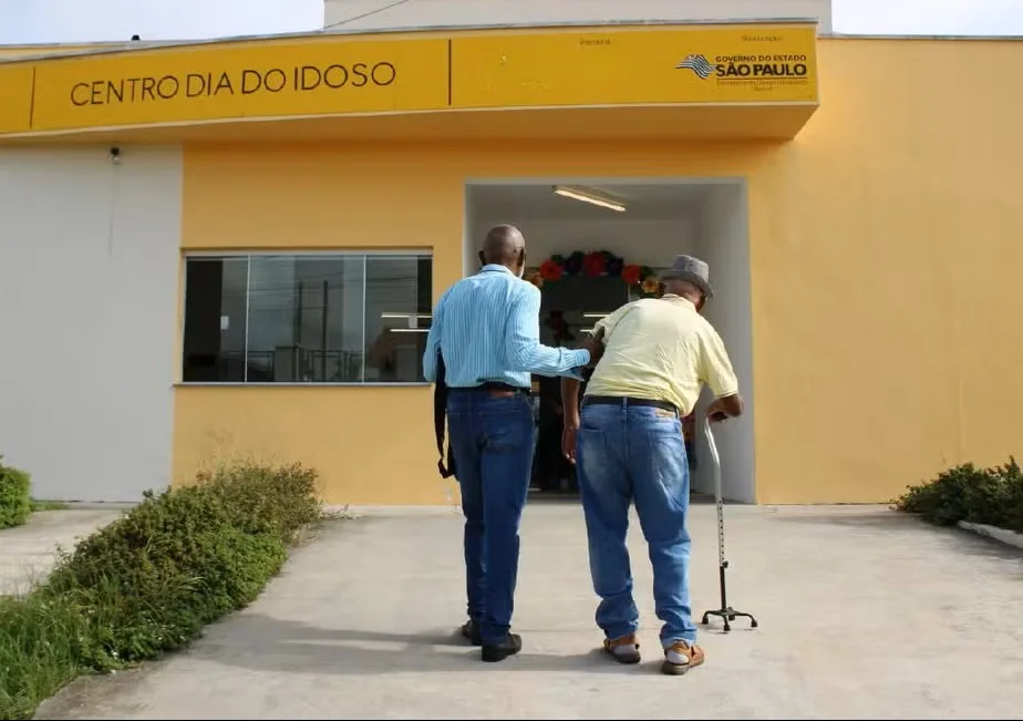 
  TAQUARITINGA TERÁ CENTRO DIA DO IDOSO