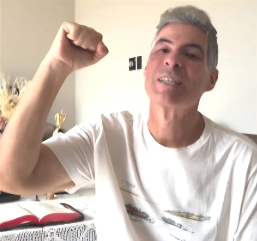 Entre a Fé e a Cura: a jornada de Marcelo Gasparini