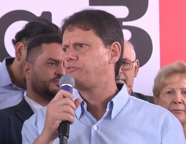 Governador anuncia R$ 2 milhões para recapeamento asfáltico de Taquaritinga