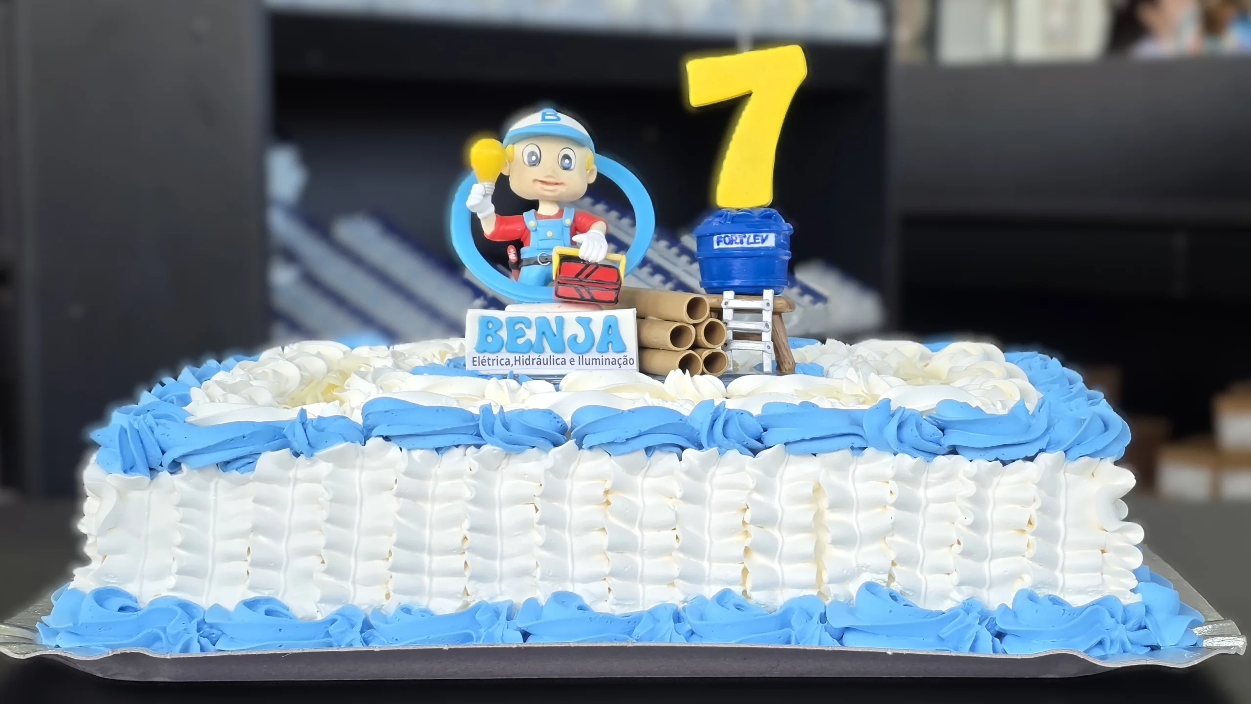 
  Benja comemora 7 anos de história com festa, descontos e reconhecimento dos clientes