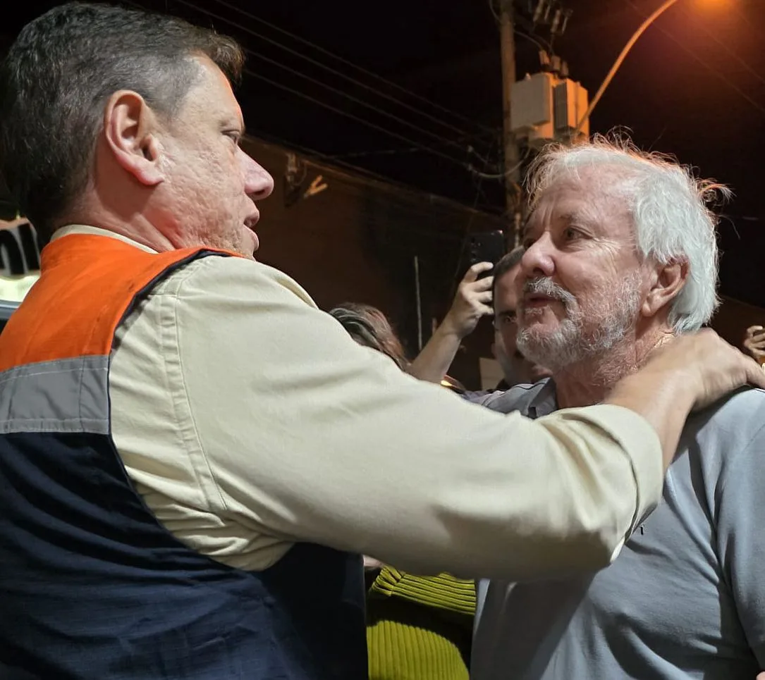 
  Tarcísio anuncia apoio à reconstrução de Taquaritinga após tempestade