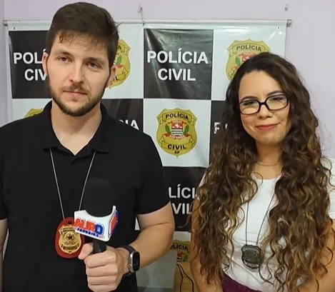 TROCA NA DELEGACIA