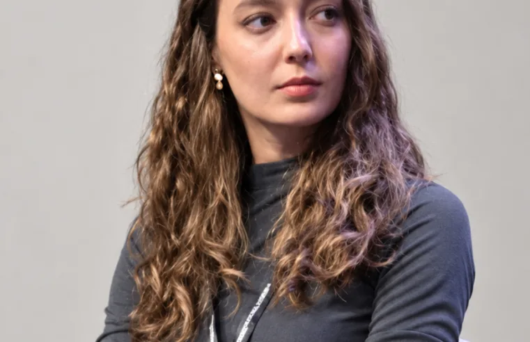 Taquaritinguense Bianca Papassidro é finalista em prêmio nacional de e-commerce